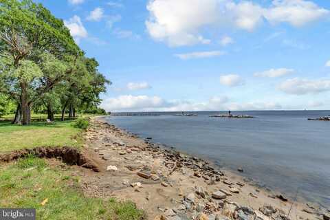 341 MARYLAND AVENUE, EDGEWATER, MD 21037