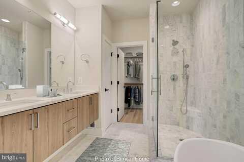 1129B N UTAH STREET, ARLINGTON, VA 22201