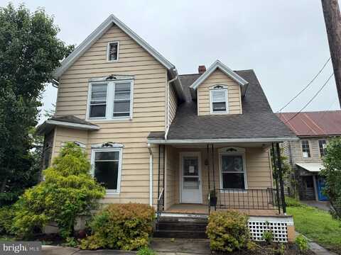 77 SPRING STREET, BEAVER SPRINGS, PA 17812