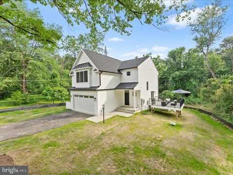 11433 POPES HEAD ROAD, FAIRFAX, VA 22030
