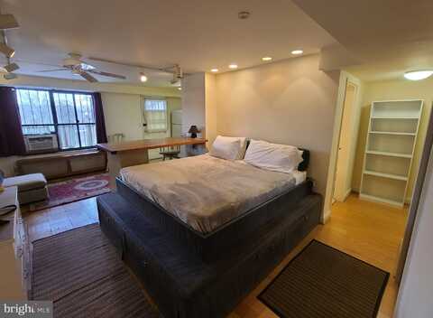 1587 N COLONIAL TERRACE, ARLINGTON, VA 22209