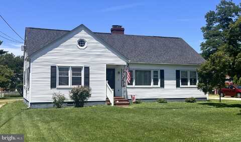 76 GLENN STREET, MONTROSS, VA 22520