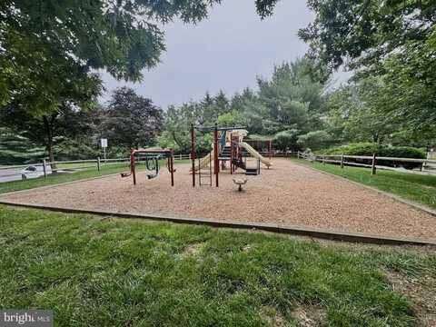 18708 LAKE MARY CELESTE LN, GERMANTOWN, MD 20878