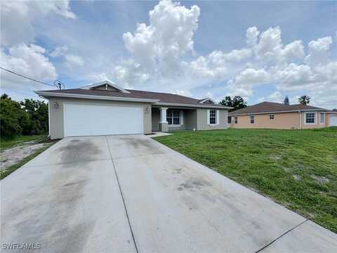4916 7th Street W, Lehigh Acres, FL 33971