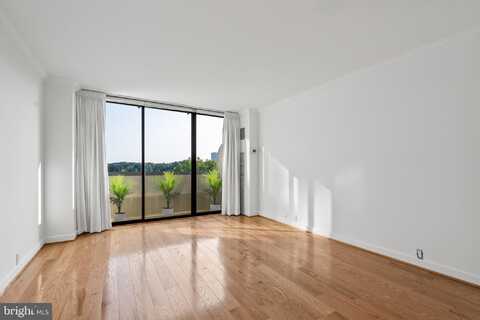 2700 VIRGINIA AVE NW, WASHINGTON, DC 20037