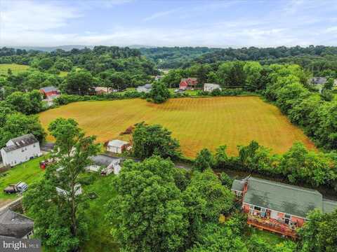 POTATO HILL STREET, HEDGESVILLE, WV 25427