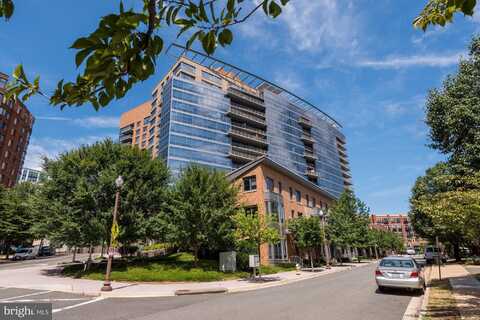 2001 15TH STREET N, ARLINGTON, VA 22201