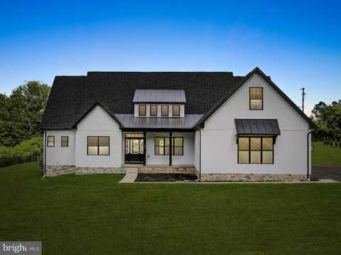 139 ELEGANT DRIVE, MARTINSBURG, WV 25403