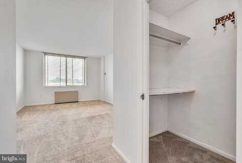 3701 S GEORGE MASON DRIVE, FALLS CHURCH, VA 22041