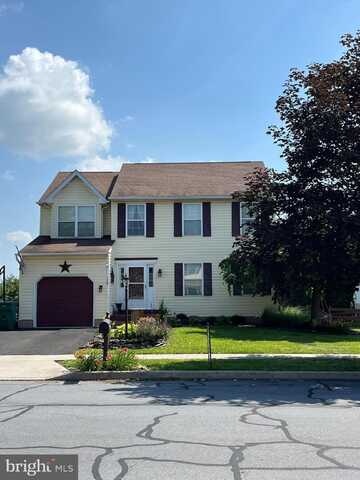 710 PENN STREET, PENNSBURG, PA 18073
