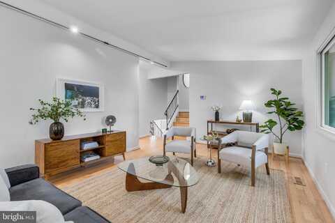 5425 AYLOR ROAD, FAIRFAX, VA 22032