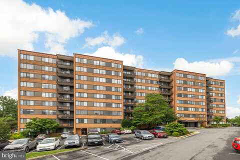 4390 LORCOM LANE, ARLINGTON, VA 22207