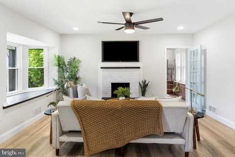 2911 ERIE AVENUE, PARKVILLE, MD 21234