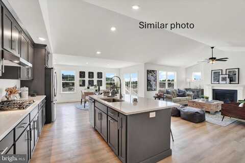 350 LLOYDS LANE, YORK, PA 17406