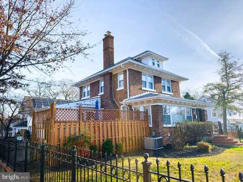 3229 VISTA STREET NE, WASHINGTON, DC 20018