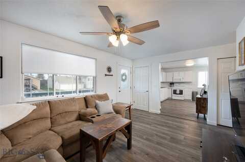 208 Show Place unit: A, Belgrade, MT 59714