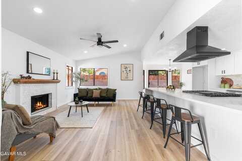 3230 E Avenue S4, Palmdale, CA 93550