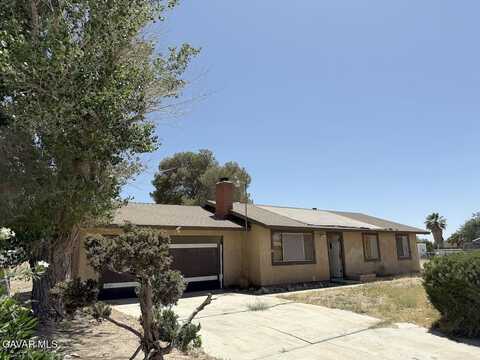 16254 Mossdale Avenue, Lancaster, CA 93535