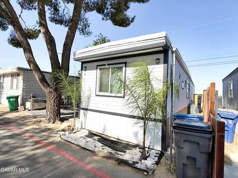 45415 28th Street East, Lancaster, CA 93535