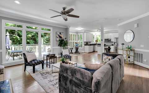 12 Gatesway Court, Durham, NC 27707