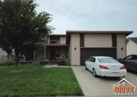 3201 Park View Drive, Garden City, KS 67846