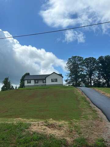 121 Hutchings College Rd, SPARTA, TN 38583