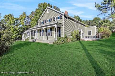 27 Co Rte 19, Hudson, NY 12534