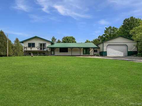 W3938 E 39.25, Powers, MI 49874