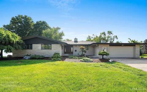 1208 E Grant, Iron Mountain, MI 49801