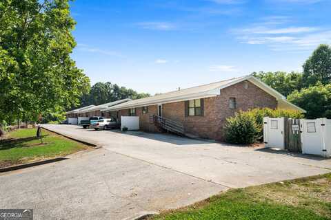 669 Nicklesville, Resaca, GA 30735