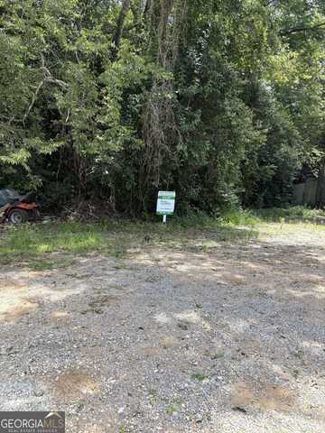3896 Log Cabin Drive, Macon, GA 31204