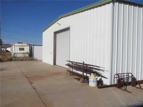 14501 Canyon Drive, Dolan Springs, AZ 86441