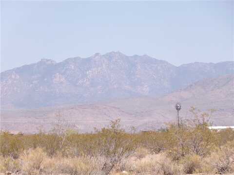 2565 S Pine Road, Golden Valley, AZ 86413