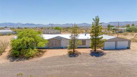 4745 Mormon Flat Road, Golden Valley, AZ 86413