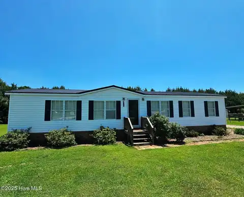 7313 Boot Court, Lucama, NC 27851