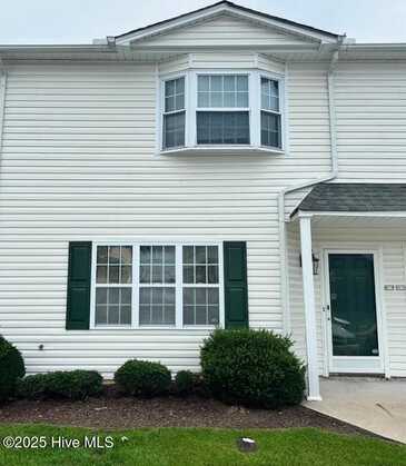 1222 Cross Creek Circle, Greenville, NC 27834