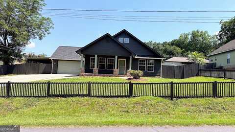 331 E Columbus, Dadeville, AL 36853