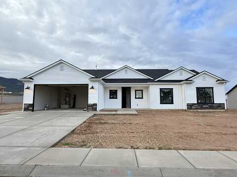 1068 E 4240 N, Enoch, UT 84721