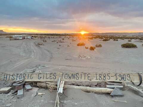 Historic Giles Townsite, Caineville, UT 84775