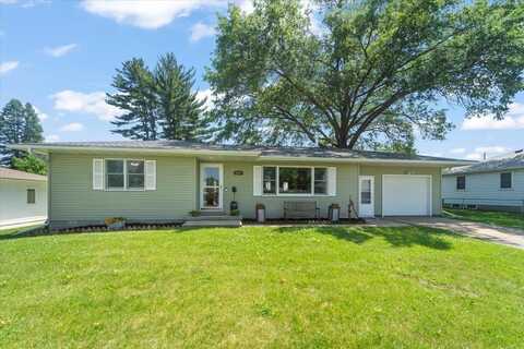 513 Brentwood Street, Waterloo, IA 50701