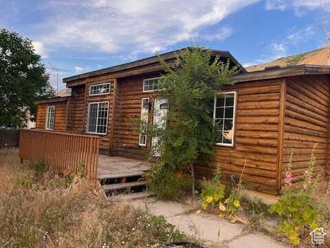720 N MAIN, Willard, UT 84340