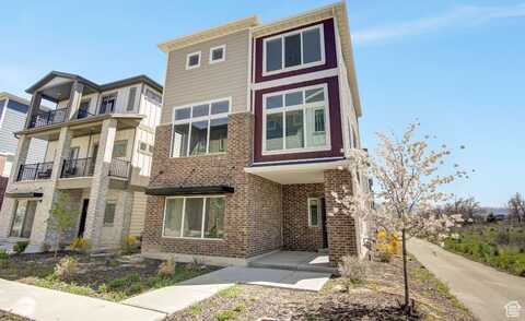 75 N RIO GRAND, Farmington, UT 84025
