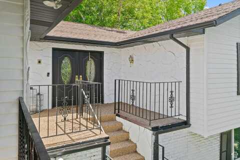 958 N MAIN W, Farmington, UT 84025