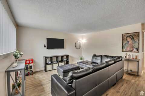 222 W CENTER S, Midvale, UT 84047