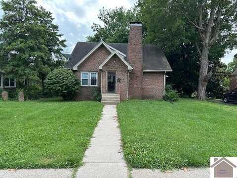 705 W Locust Street, Princeton, KY 42445