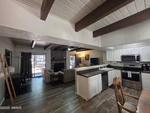 2793 Sports Village Unit 25 Loop, Pinetop, AZ 85935