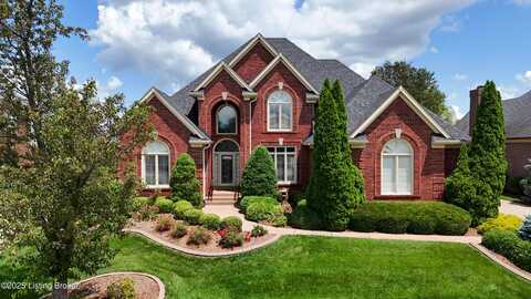 2221 Highland Springs Pl, Louisville, KY 40245
