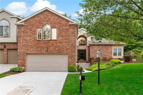 195 Fairway Landings Dr, Cecil, PA 15317