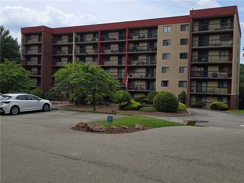 1987 Centurion Dr, Hillsboro, PA 15221