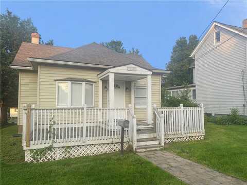 416 9th Ave, Patterson Heights, PA 15010